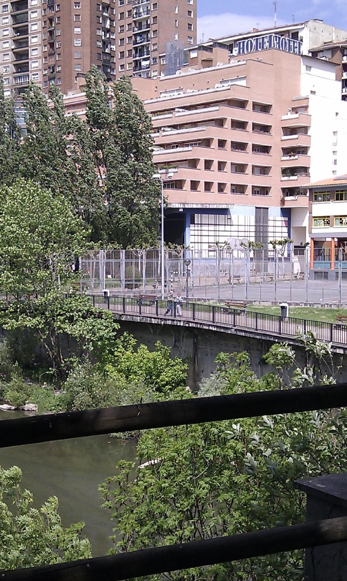 Hotel Armiñe Basauri Exterior foto